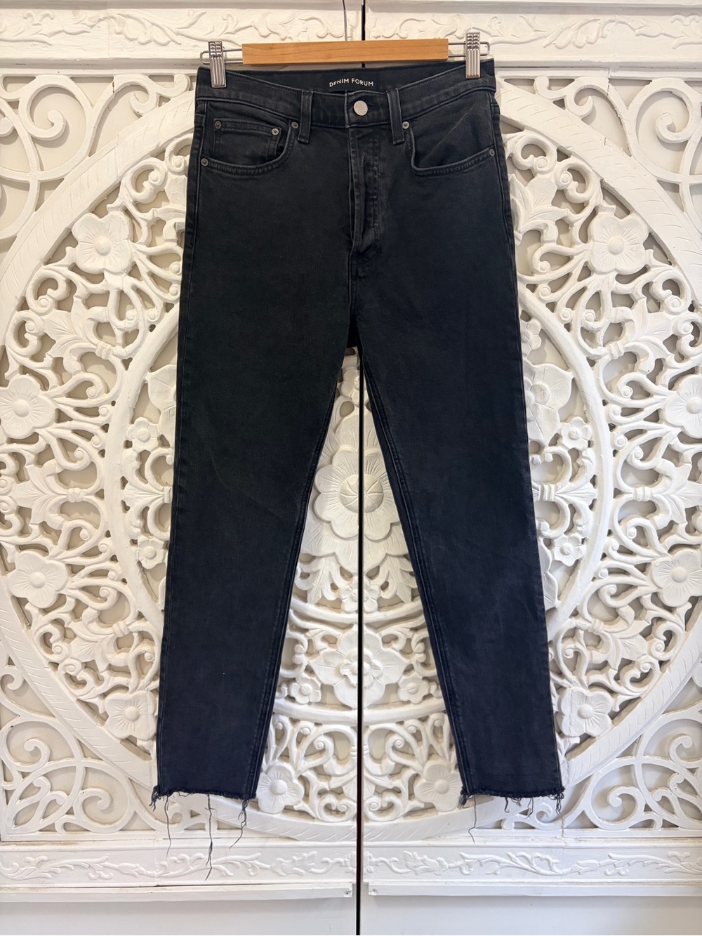 Denim Forum The Yoko High Rise Slim Jeans Black Raw Hem Size 27